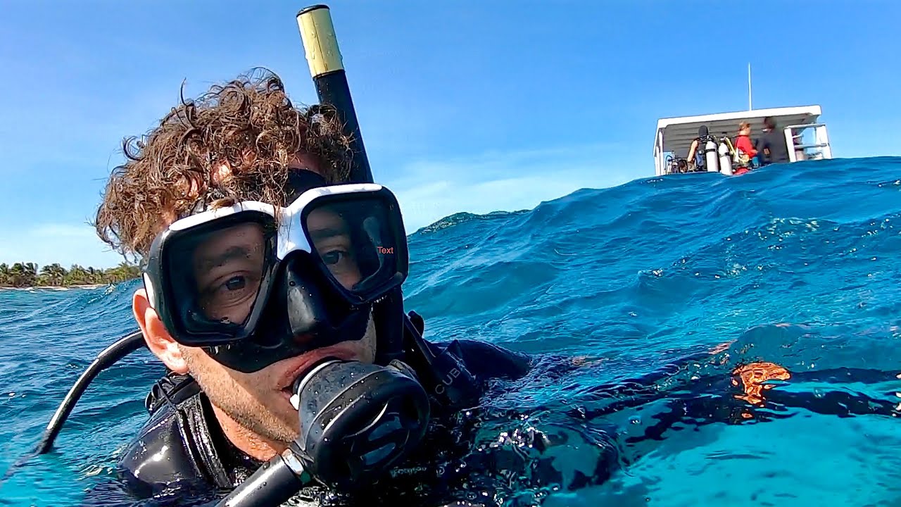 Getting High during Scuba Diving in Honduras!🇭🇳