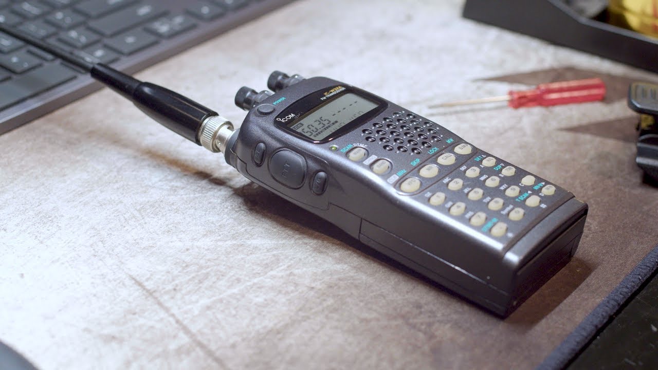 ICOM IC-W32A Simple Speaker Repair on HAM Radio Transceiver