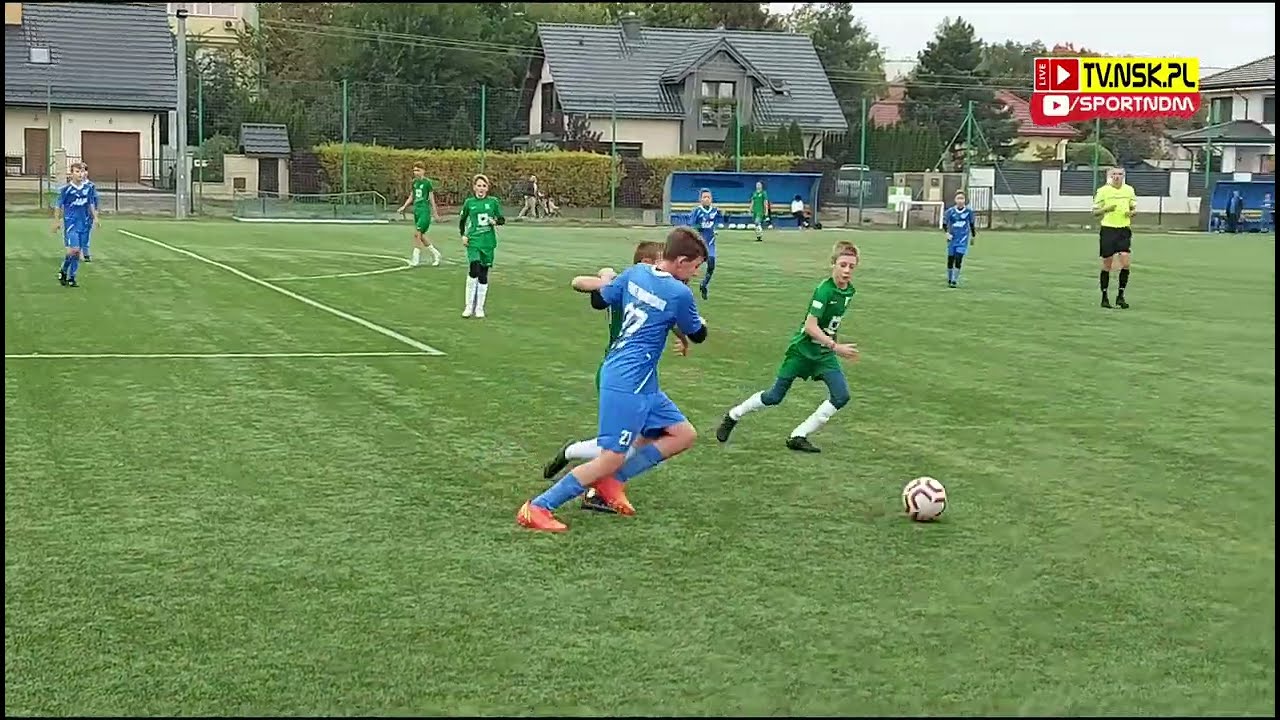 tv.nsk.pl [relacja] 2009: MKS Świt II Nowy Dwór Maz. - MUKS Dąbrówka 3:1 2022-10-08 g. 10:00