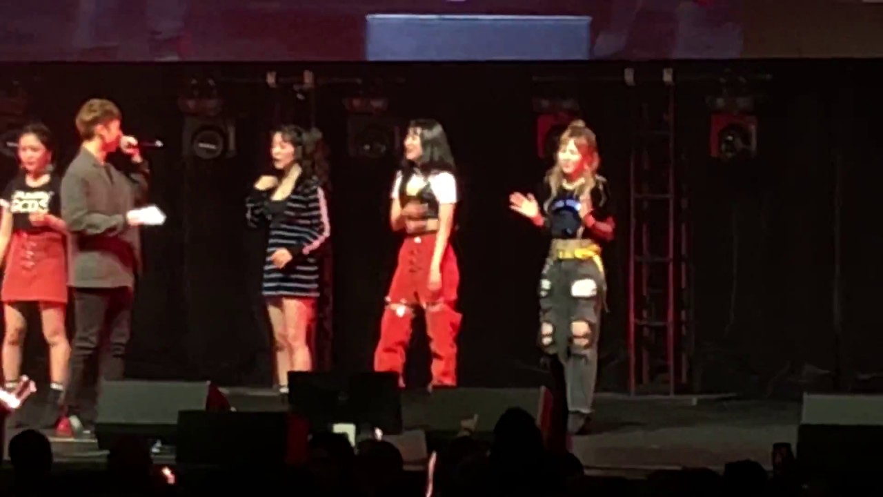 Wendy (Red Velvet) SEXY Dance