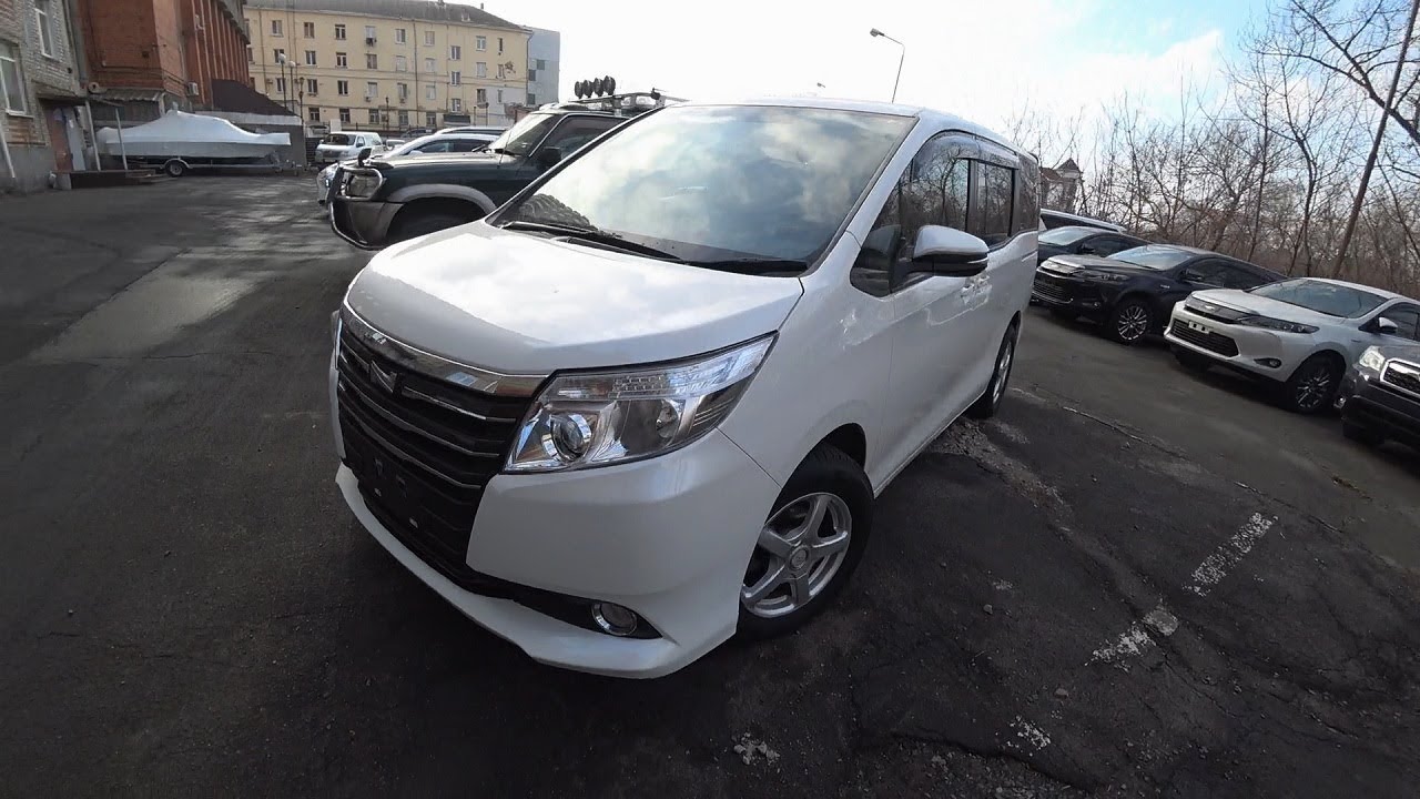 КОНКУРС! Обзор Toyota Noah 4WD 2015  - Разгон 0 до 100, Какой расход?