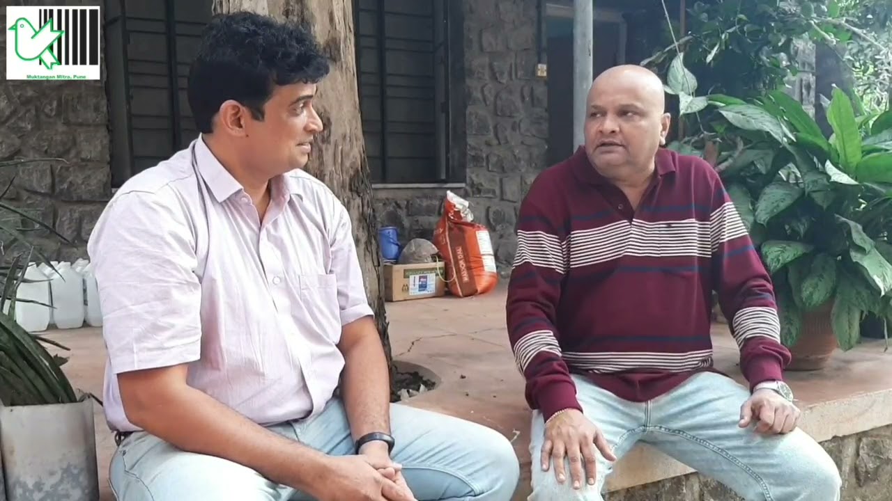 निहार आणि माधव सर सांगतायत मुक्तांगण च्या दिनचार्येबद्दल