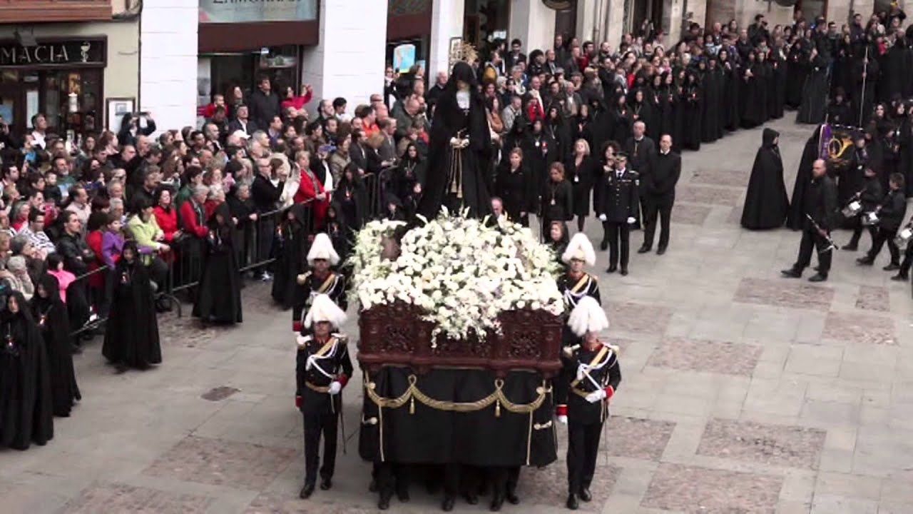 Procesión de la Virgen de la Soledad (Semana Santa Zamora 2014)