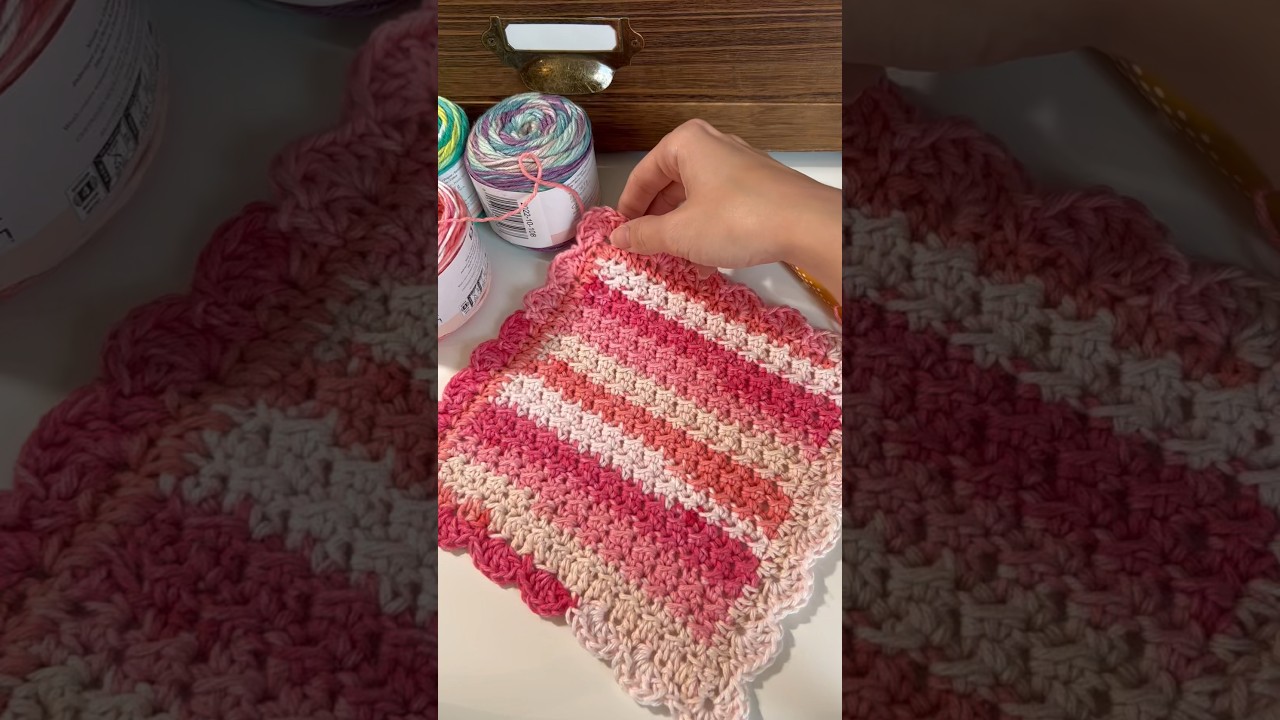 Textured crochet washcloth (100% cotton)