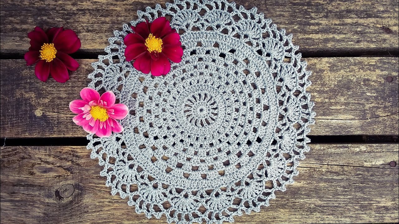 Crochet Silver Frost Doily Placemat Tutorial - Easy Pattern
