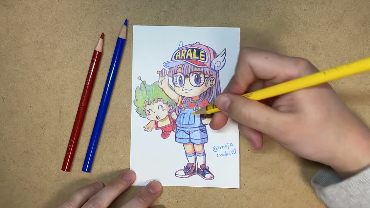 赤・青・黄色の3色の色鉛筆でアラレちゃんを描いてみた