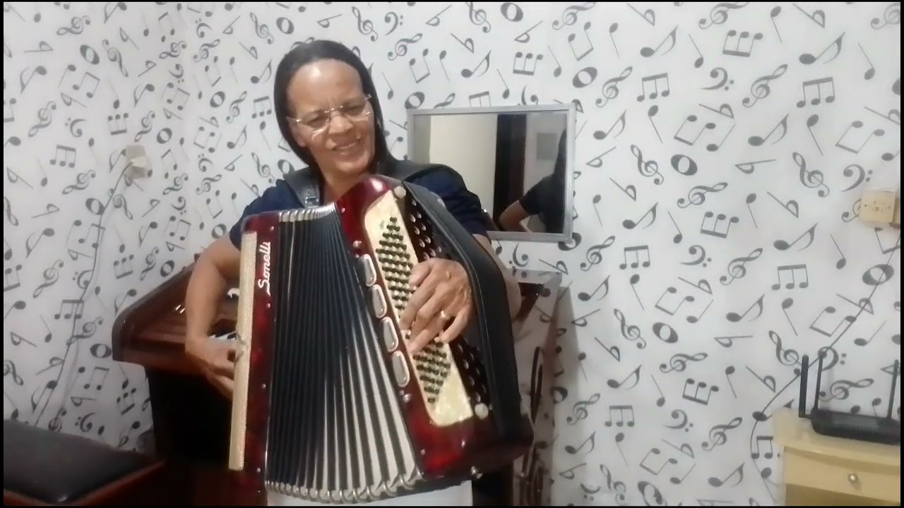HINO 476 HINÁRIO 5 CCB # DEIXAI  A MIM VIR OS PEQUENINOS# ( QUE COMUNHÃO GLORIOSA)