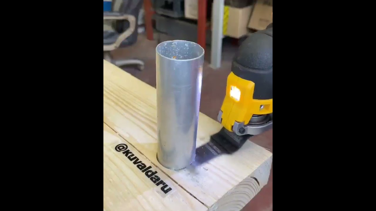 &ldquo;Dewalt DCS356N renovator in Action💪😎   Credits @kuvaldaru  #dewalt #powertools #Mechanicaljobs #