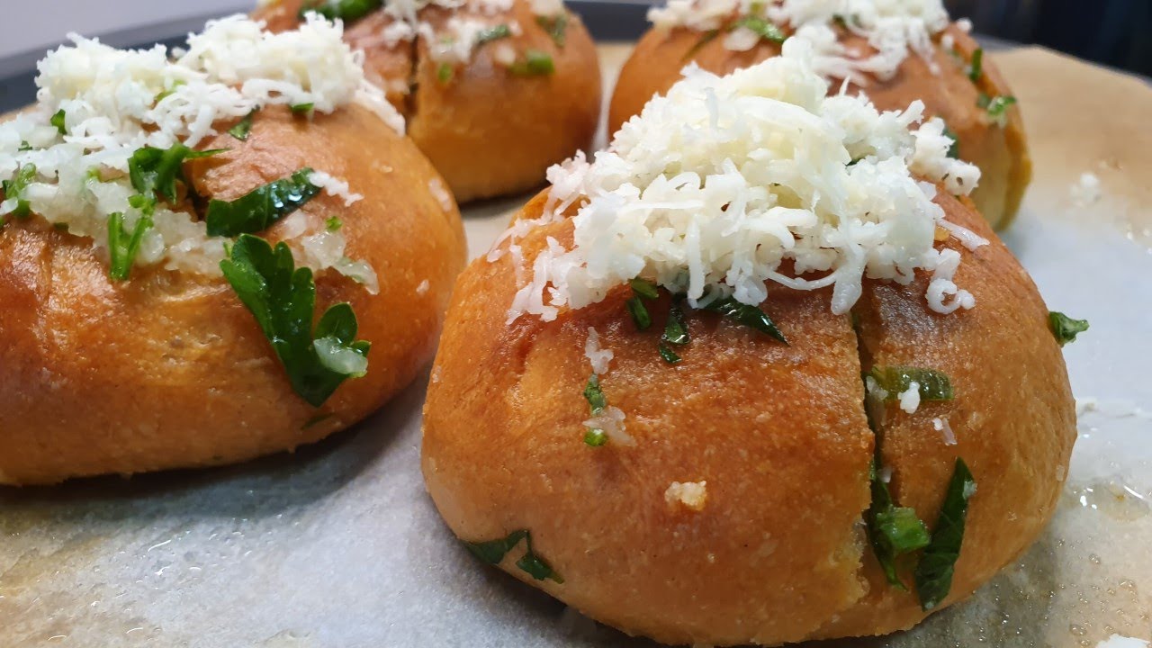 How To Make Garlic Bread ! Korean Street Food at Home