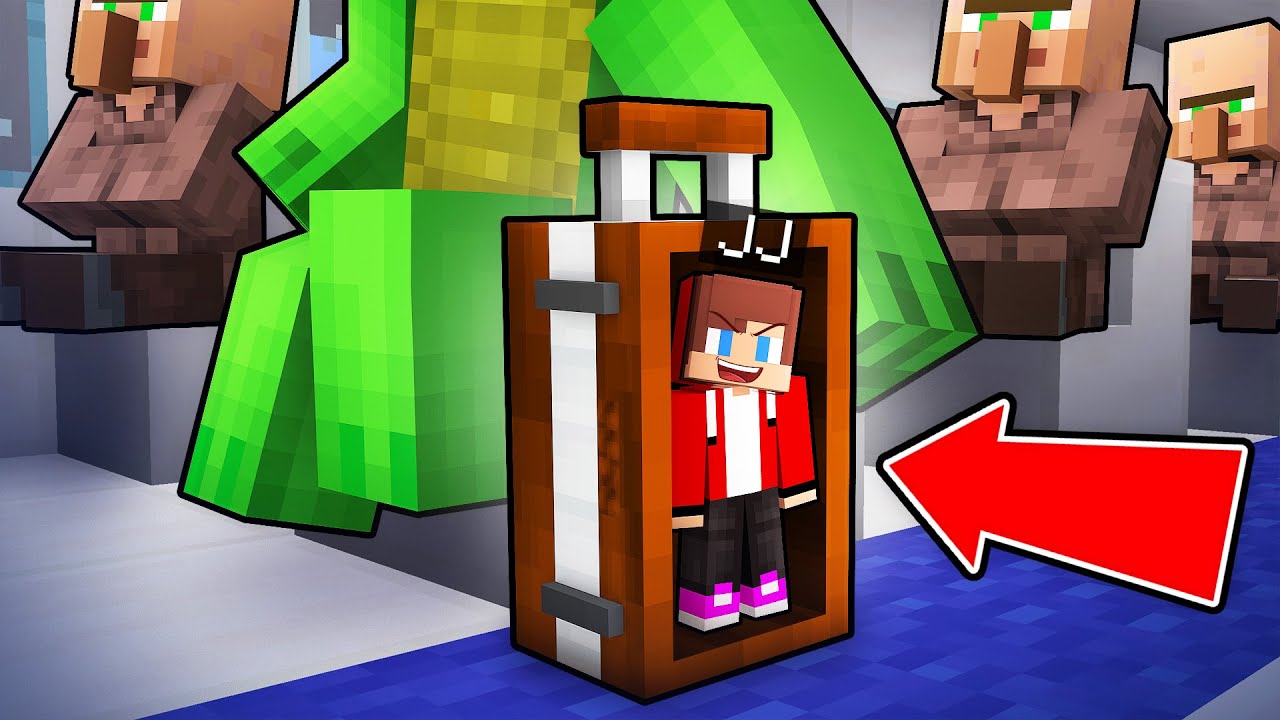 JJ Became TINY and Troll Mikey on the Airplane in Minecraft (Maizen)