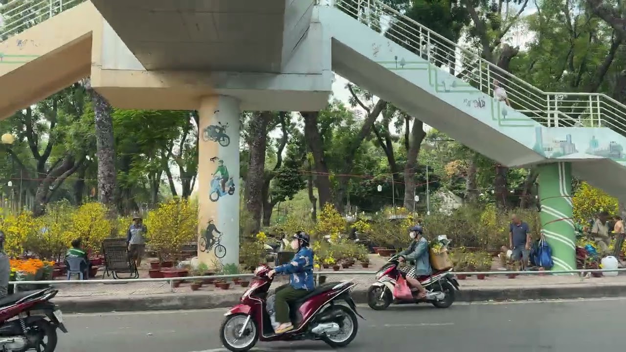 Chợ hoa cv Gia Định 28 Tết Bính Ngọ