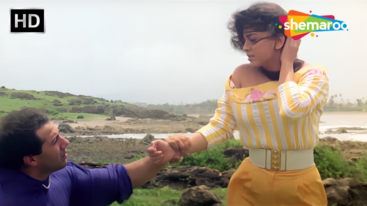 Sunny Deol and Juhi Chawala's MOST ROMANTIC Moments | Anupam Kher, Chunky Pandey | Lootere