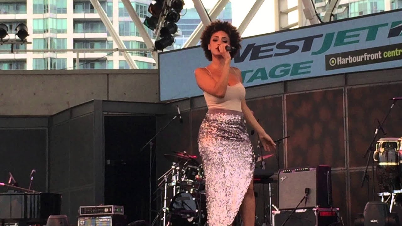 Phyllisia Ross Live 2/August /2015