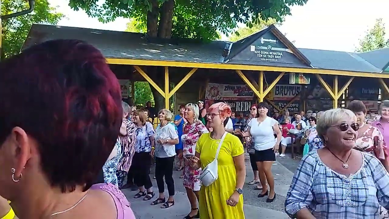 Hradec Králové 18.6.2023 Veselá Trojka, U zpovědi. 😍😍