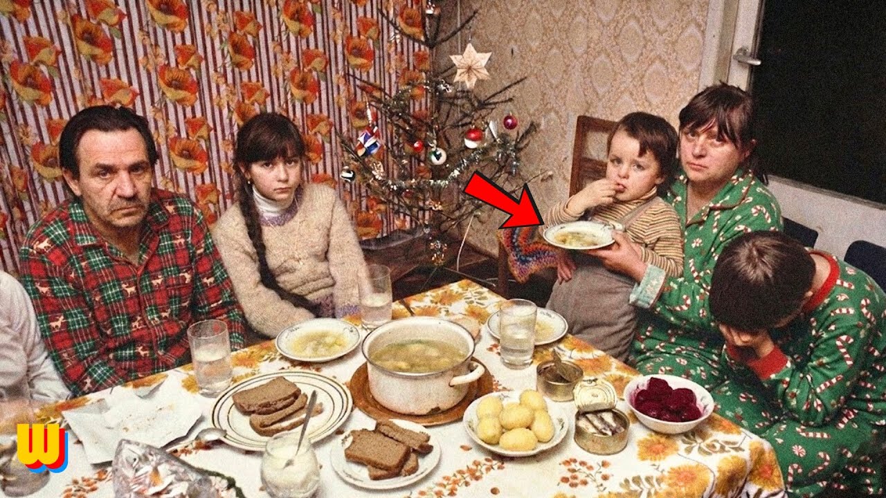 25 Frugal Christmas Meals Poor Families Ate Just to Survive the 1960s & 1970s