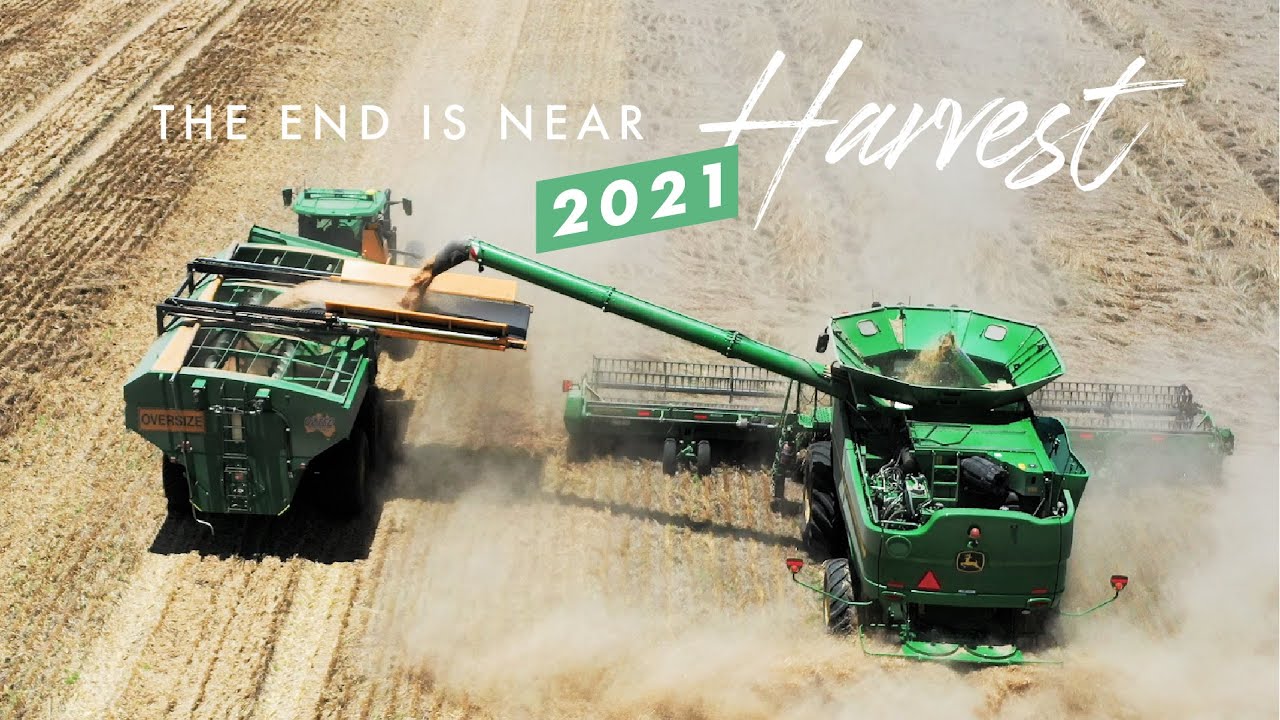 Wheat Harvest 2021 NSW Australia. John Deere & Oztec Longreach