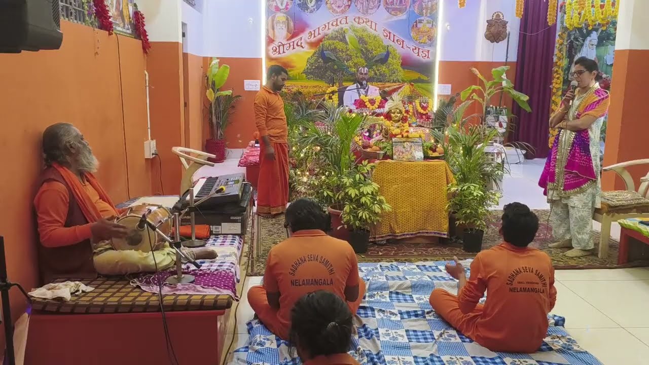 Giriraj Katha, Giriraj Poojan, Aarti evam Parikrama | गिरिराज कथा, गिरिराज पूजन, आरती एवं परिक्रमा