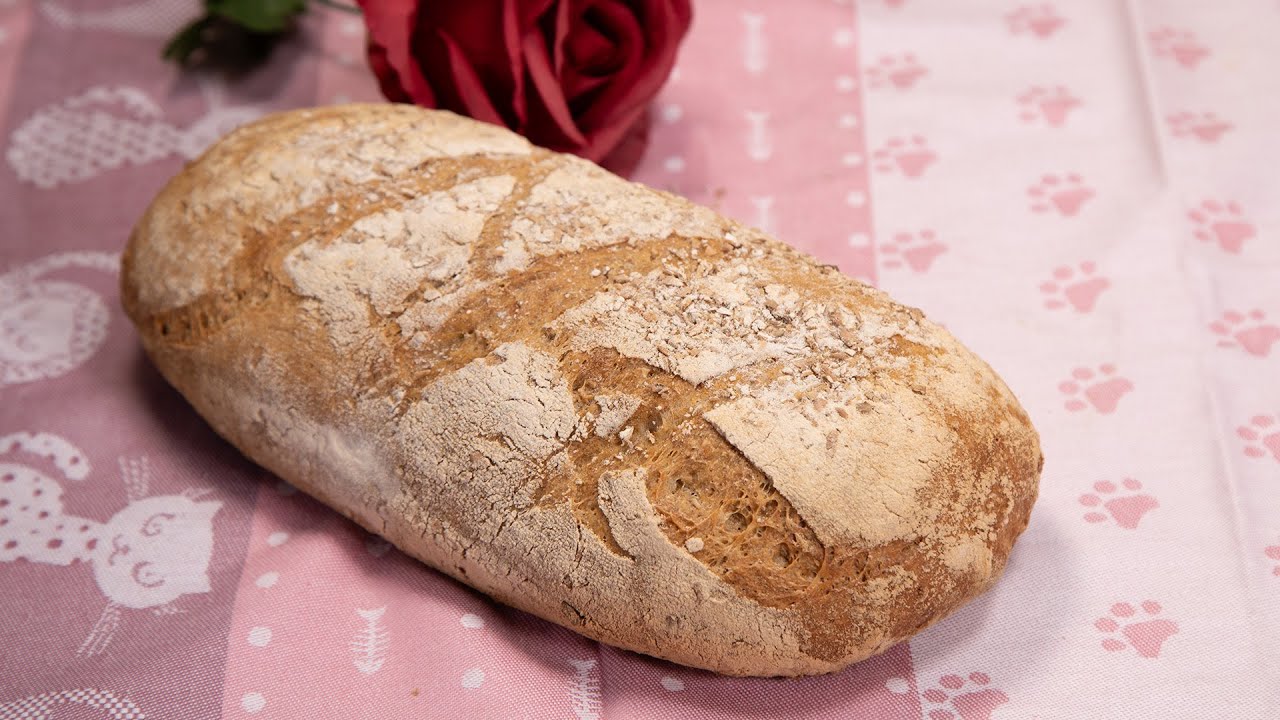 Отличный пшеничный хлеб с добавлением ржаных зерен 😋