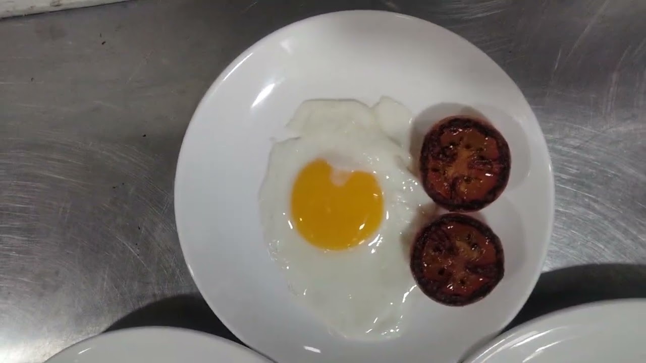 🥚 recipe #chef #culinary #culinarydelights #egg #famous #friedegg #kitchen #viral #kitchen #studio 