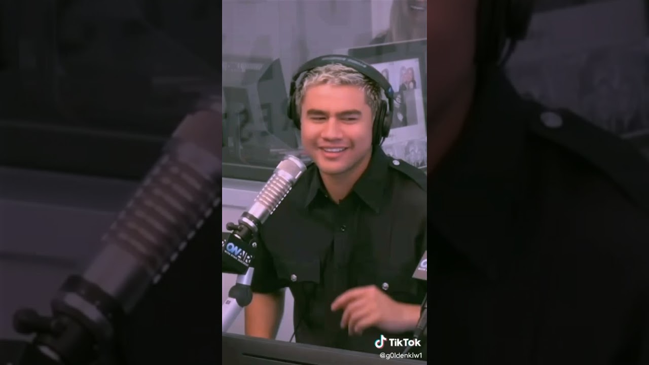 Calum Hood Tik Toks/Edits
