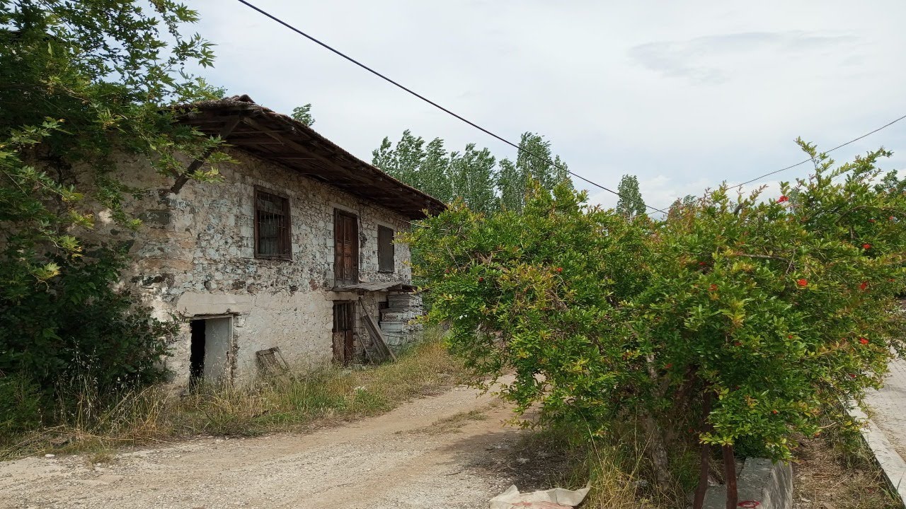 Fethiye Seydikemer Çaykenarı Mahallesinde Satılık Müstakil Köyiçi imarl 1202 Metrekare Ticari Parsel