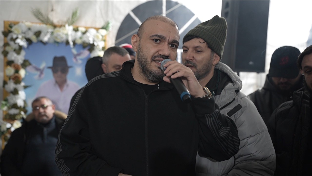 NARCIS DLB – AZI MERG PE STRADĂ PLÂNGÂND OFICIAL VIDEO 2026