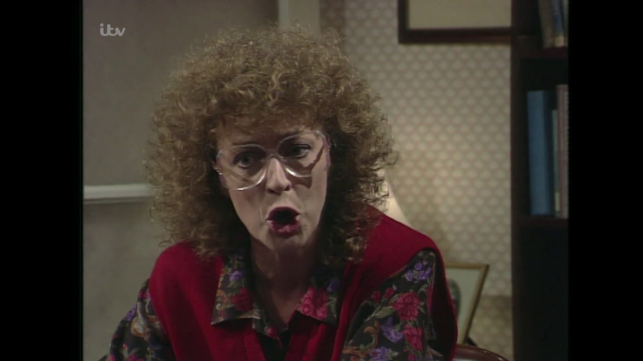 Coronation Street - Deirdre Is Interested In Ken's New Relationship