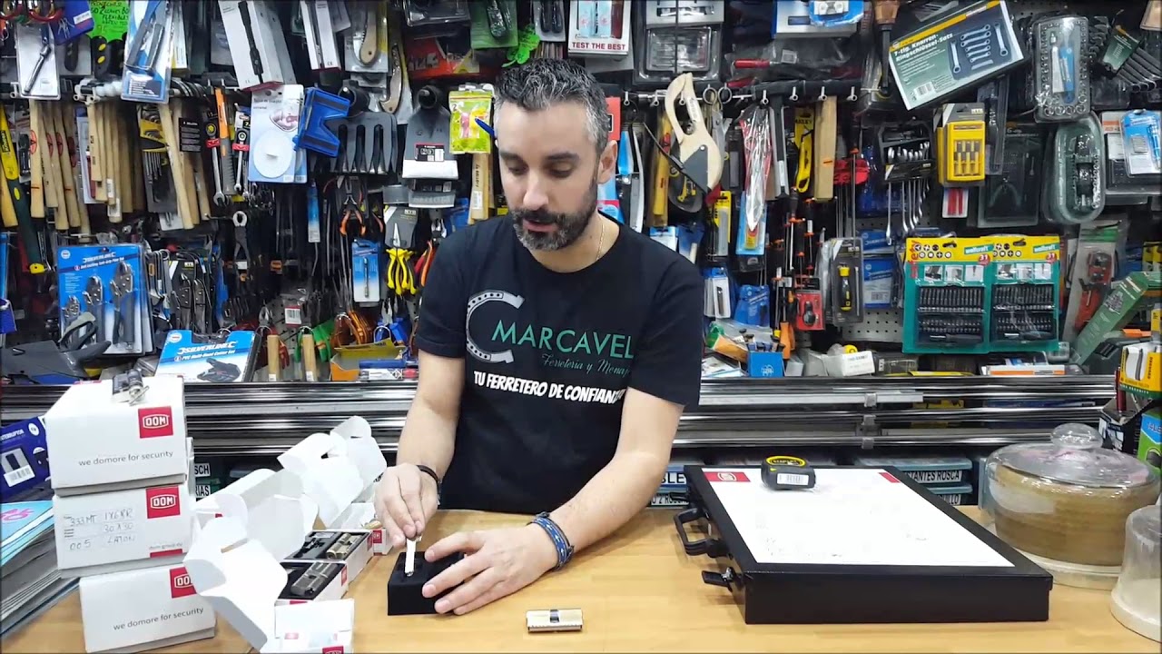 Bombillos antibumping. Mostramos la llave tridimensional, la mas segura. DOM