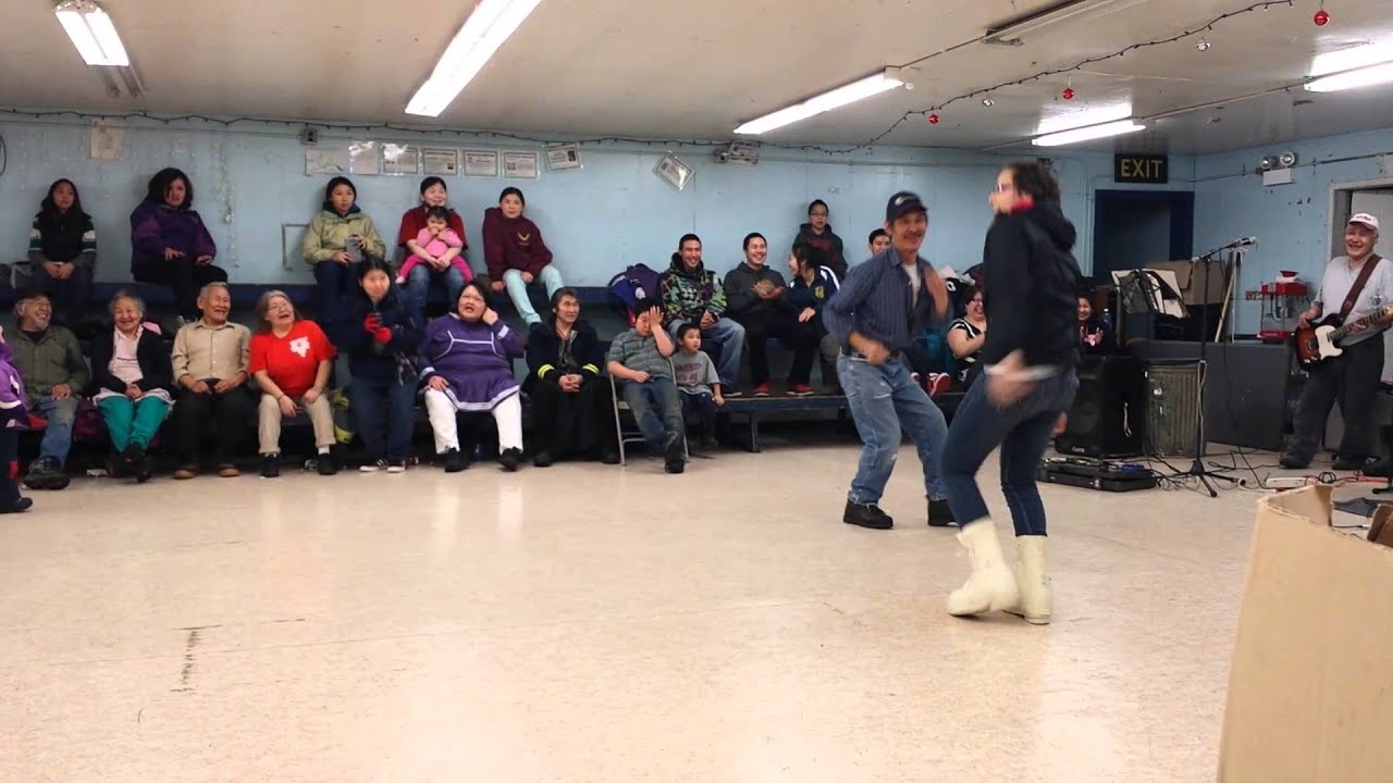Kotlik fiddling funny dance