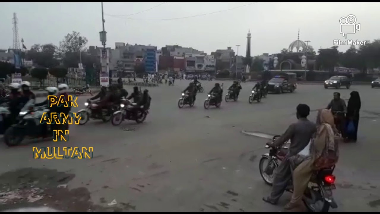 PAK ARMY IN MULTAN