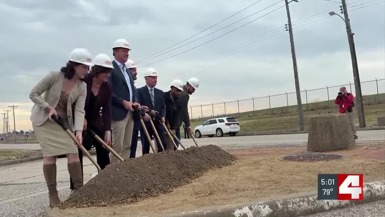 St. Louis Lambert International Airport breaks ground on new facility