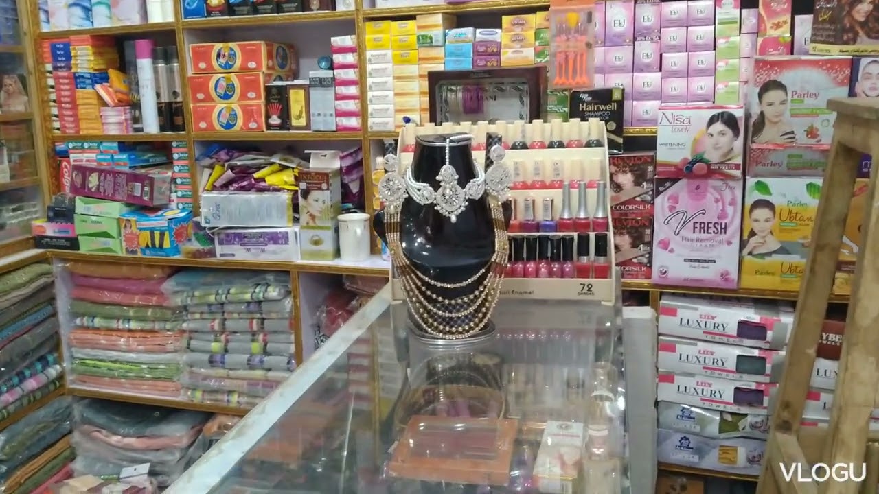 My shopping vlog. 🥳| Saima shopping center kandiaro. | Chaman bazar kandiaro.