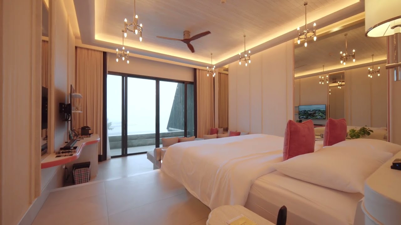 Yaya Pool Suite