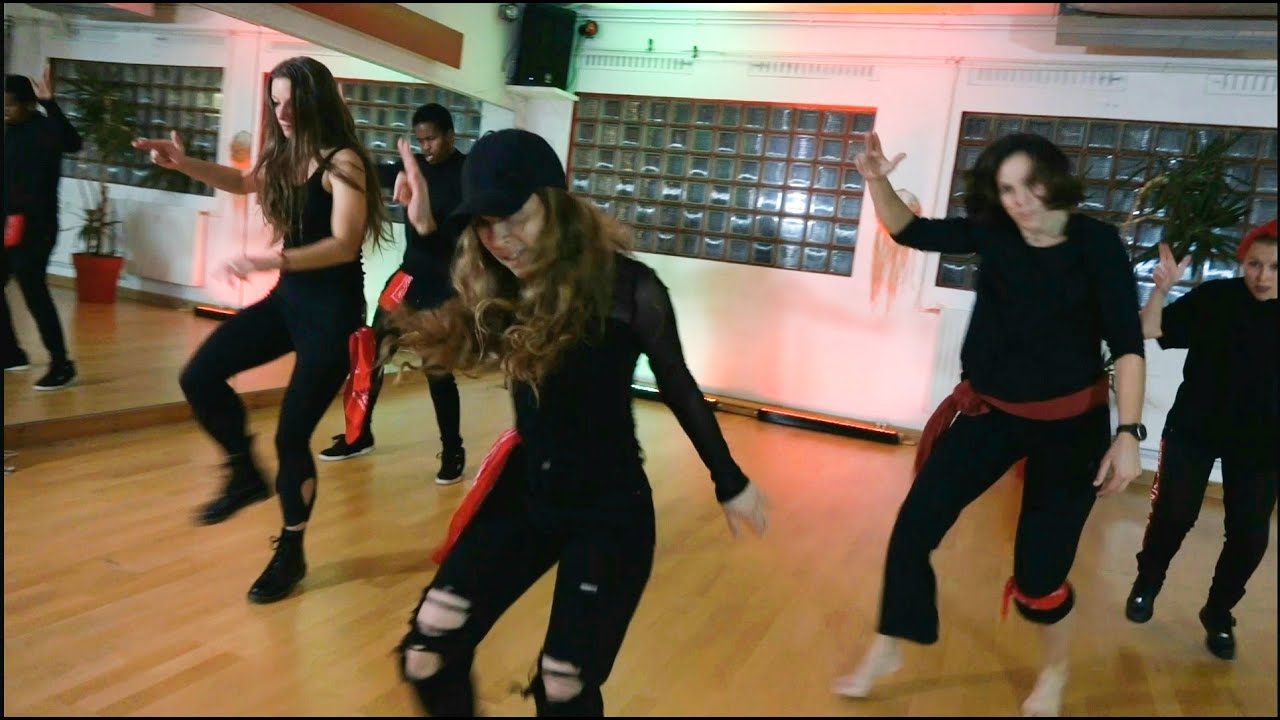 Cours de Dancehall à Espace Viking #7 avec Anna