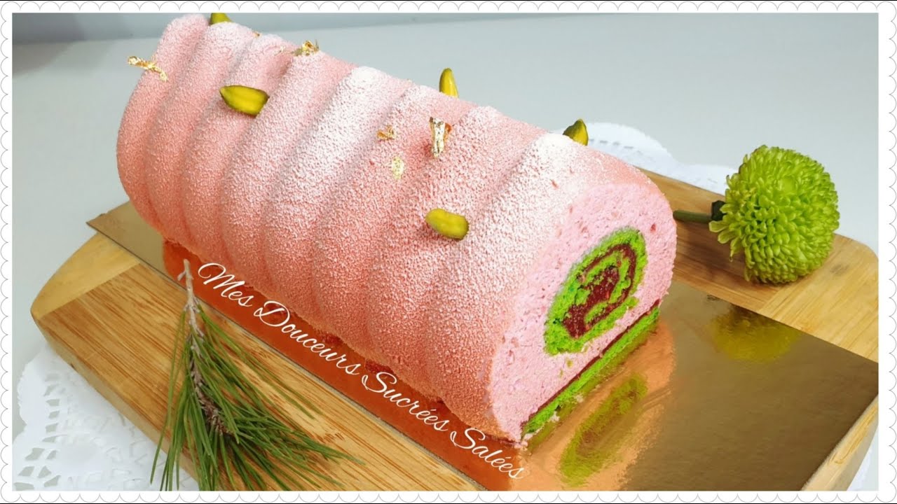 Bûche Framboise insert roulé pistache