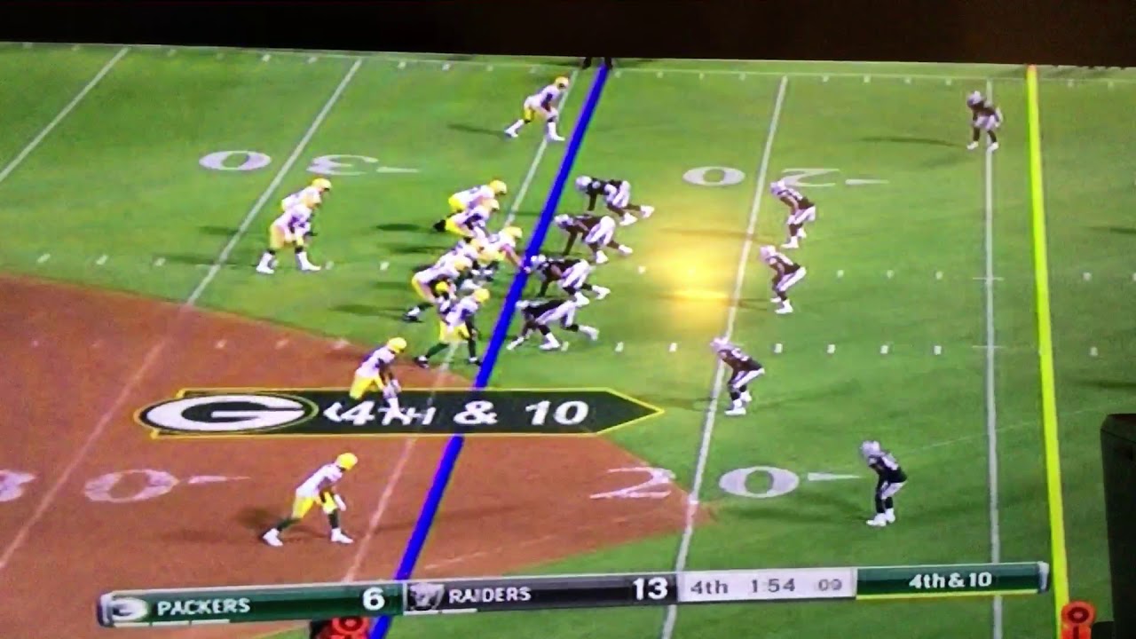 Treyvon Hester sacks DeShone Kiser