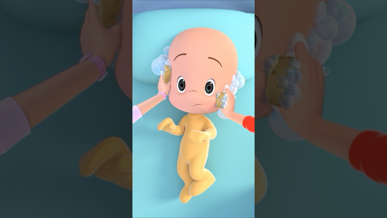 Maripi and Cleo take care of Cuquin 😍 #nurseryrhymes #cleoandcuquin