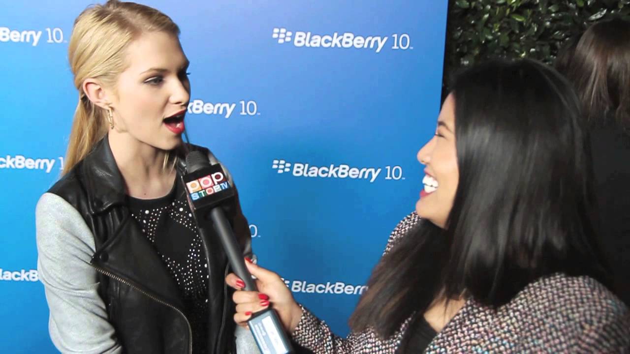 Claudia Lee Talks Hart of Dixie's Drama and Kick Ass 2