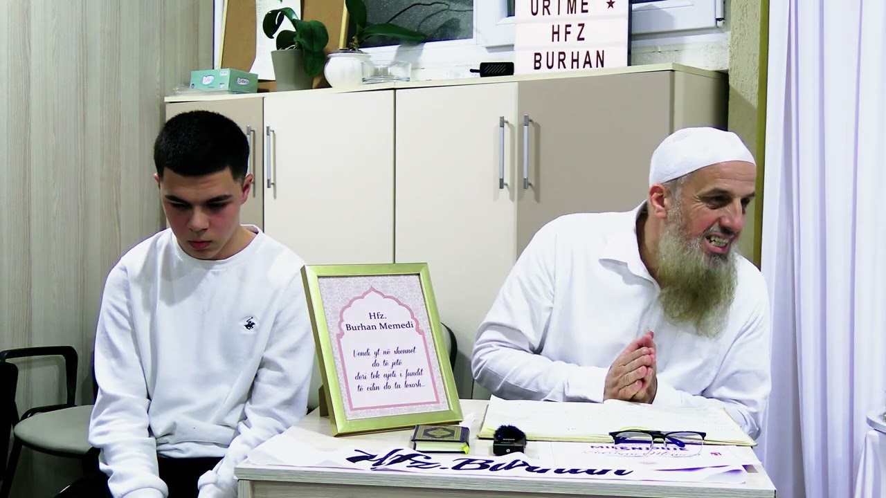 Përfundimi i hifzit të Kuranit Famëlartë nga hafizi i ri Hfz Burhan Memedi
