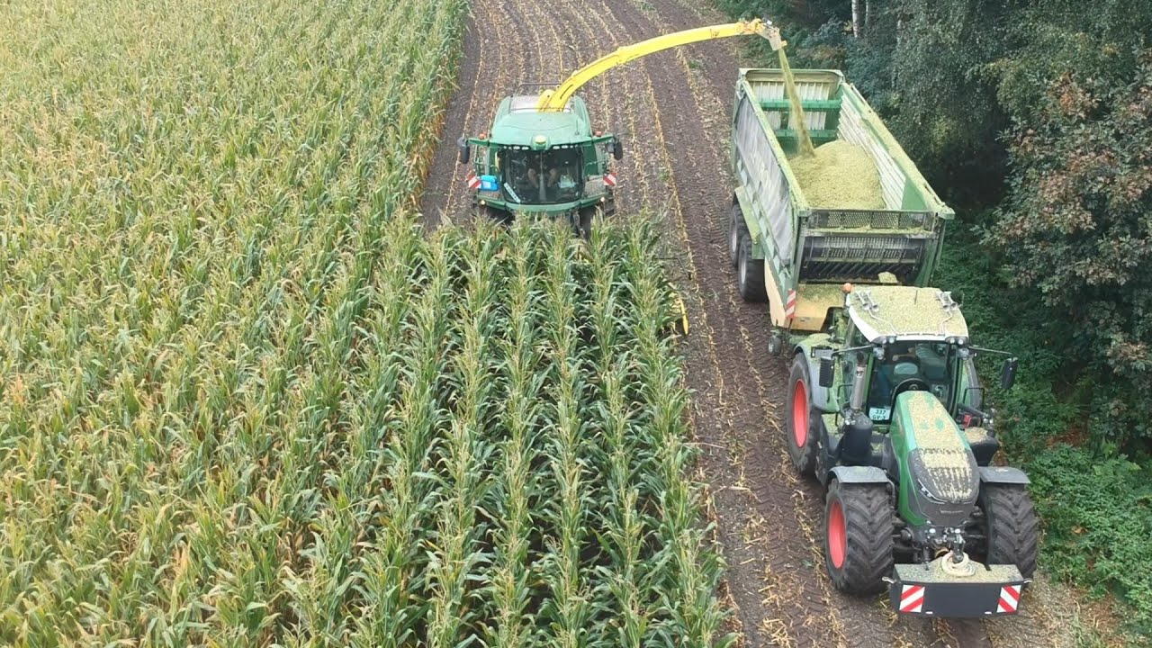 Maisoogst met Fendt, Krone en John Deere