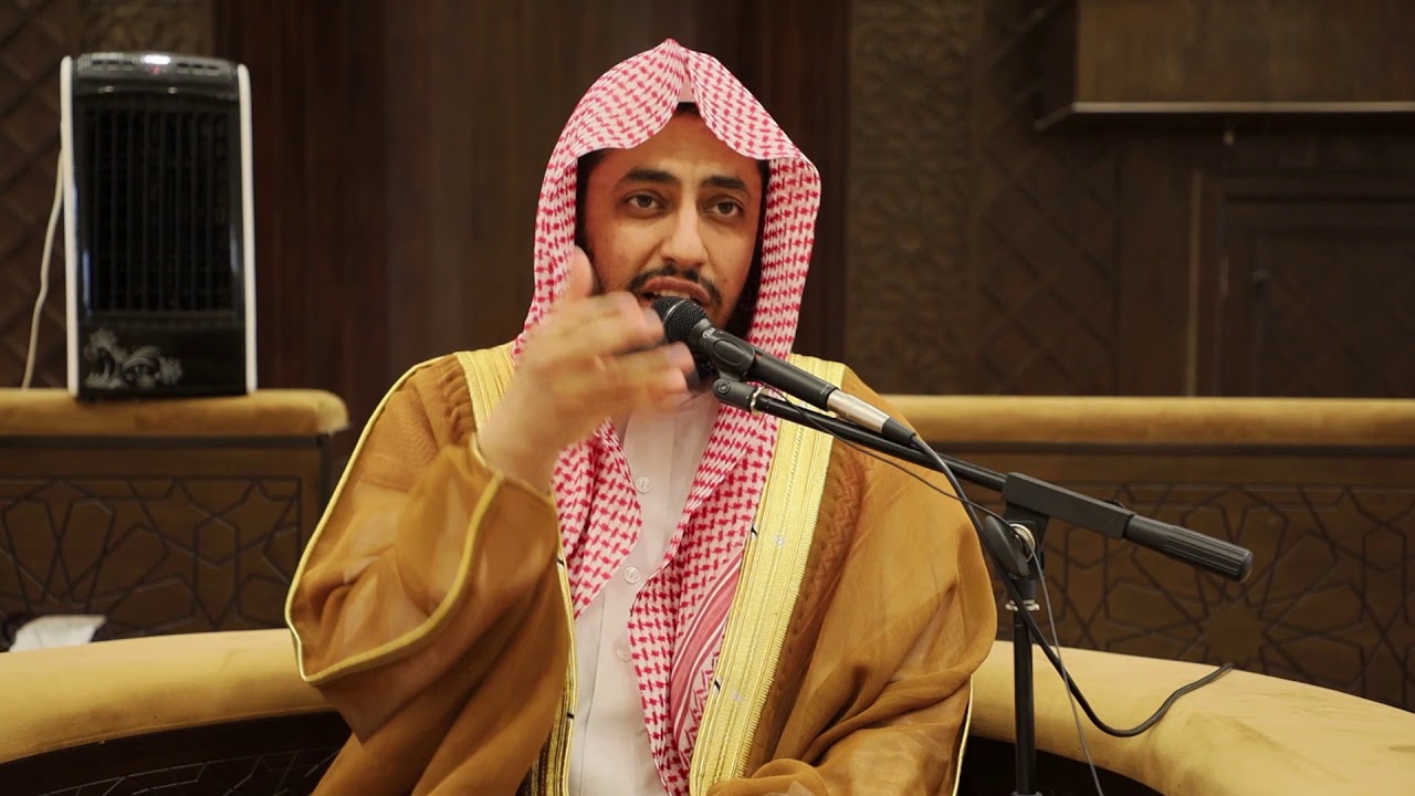 شرح حديث توفي رسول الله و درعه مرهونة عند يهودي بثلاثين صاع من شعير