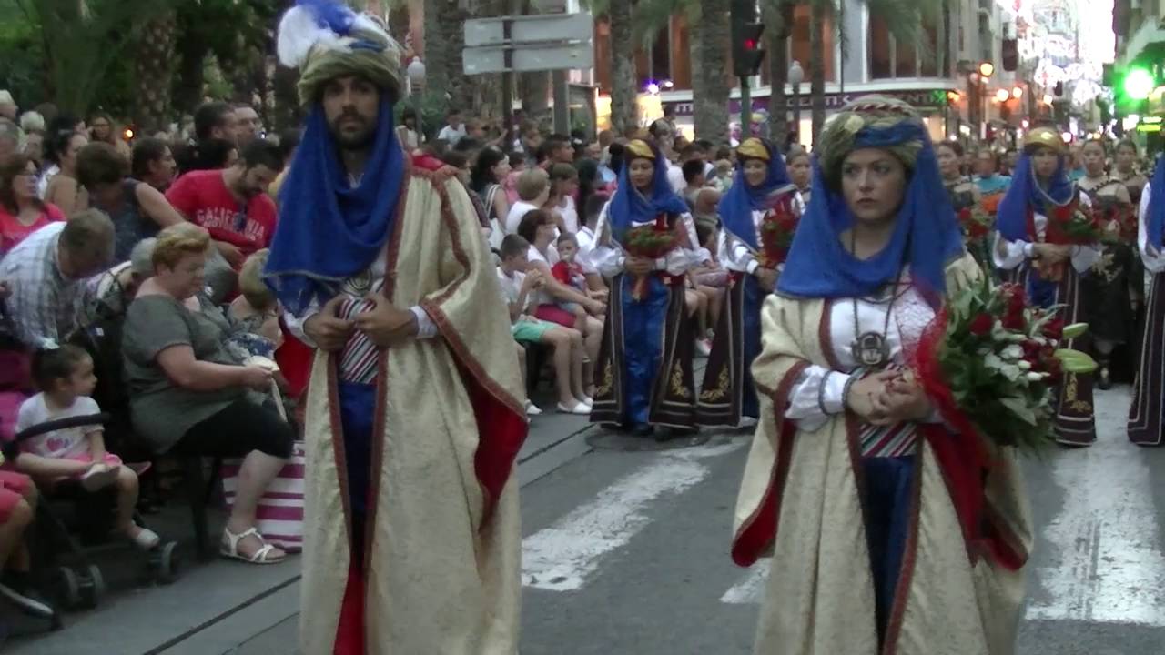 Procesión  Ofrenda  de  Moros  y  Cristianos  Elche  2016