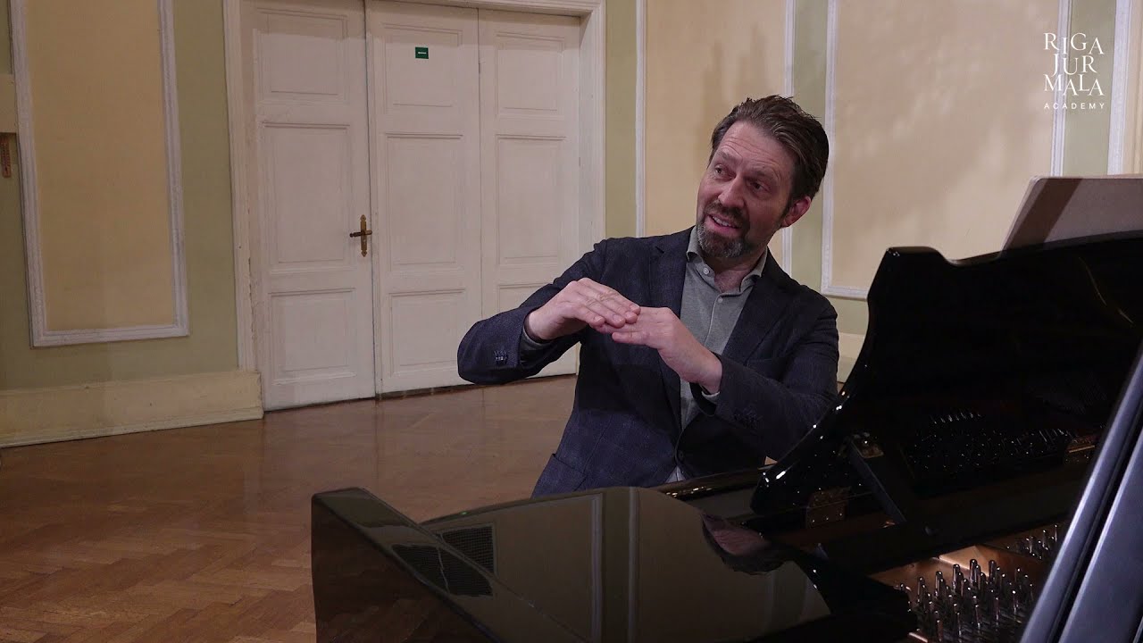 Piano masterclass with Leif Ove Andsnes and student Ilana Lode