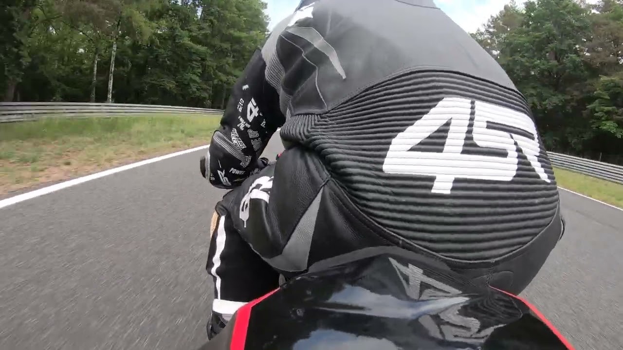 SPEED DAY 05-06.06.2023 Paweł Lech GSXR1000RL7 i czarna flaga za wydech :)