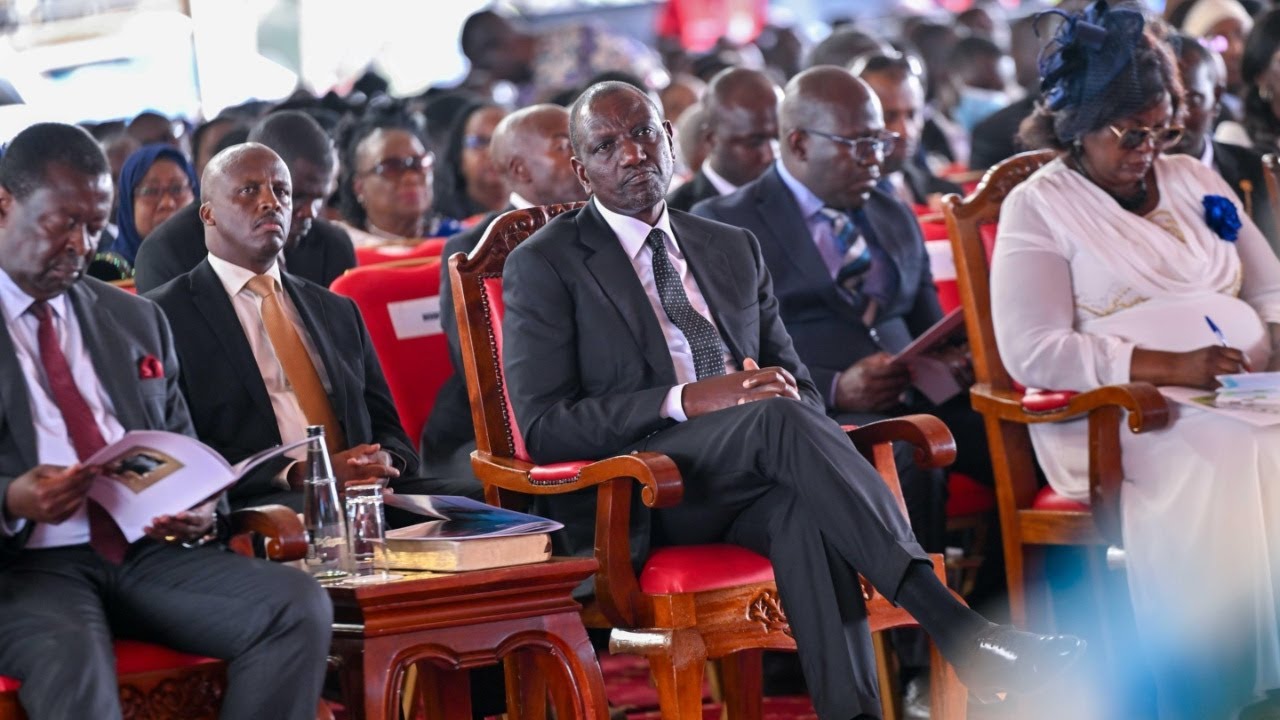 President Ruto following Chebukati's burial ceremony as he joins mourners in Trans Nzoia!!
