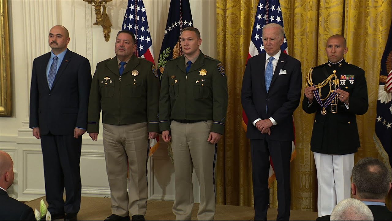 Biden awards Public Safety Officer Medals of Valor