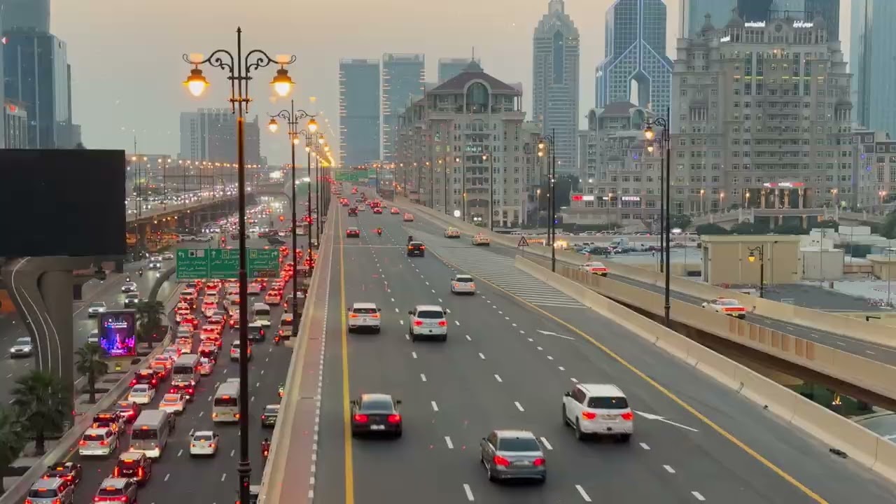 Dubai Road Traffic &ndash; A Glimpse into the dubai City&rsquo;s Daily Drive 🚗🇦🇪