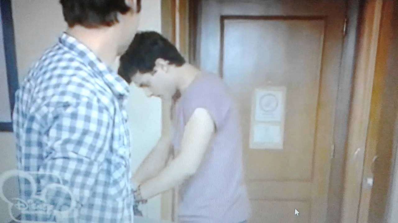 Violetta:Diego e Leon vanno a Madrid