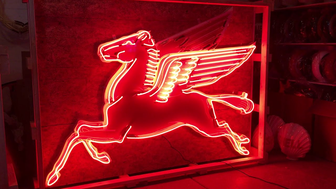 8 FOOT ANIMATED MOBIL PEGASUS NEON SIGN / MOBIL GAS / MOBIL PEGASUS ANIMATED NEON SIGN
