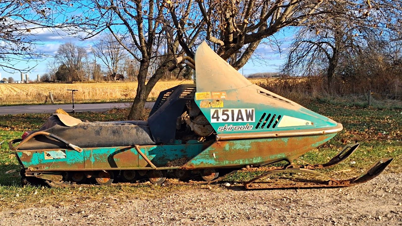 Настоящая «находка из амбара» — снегоход SKIROULE — поедет ли он?